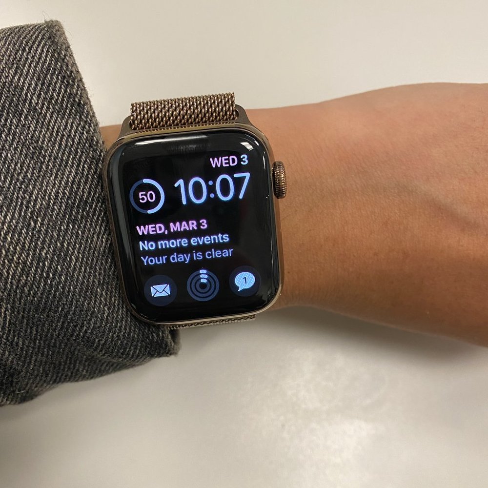 Apple Watch Series 4 (GPS + Cellular) 40mm
